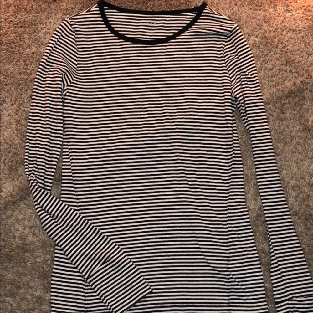 Gap simple long sleeve